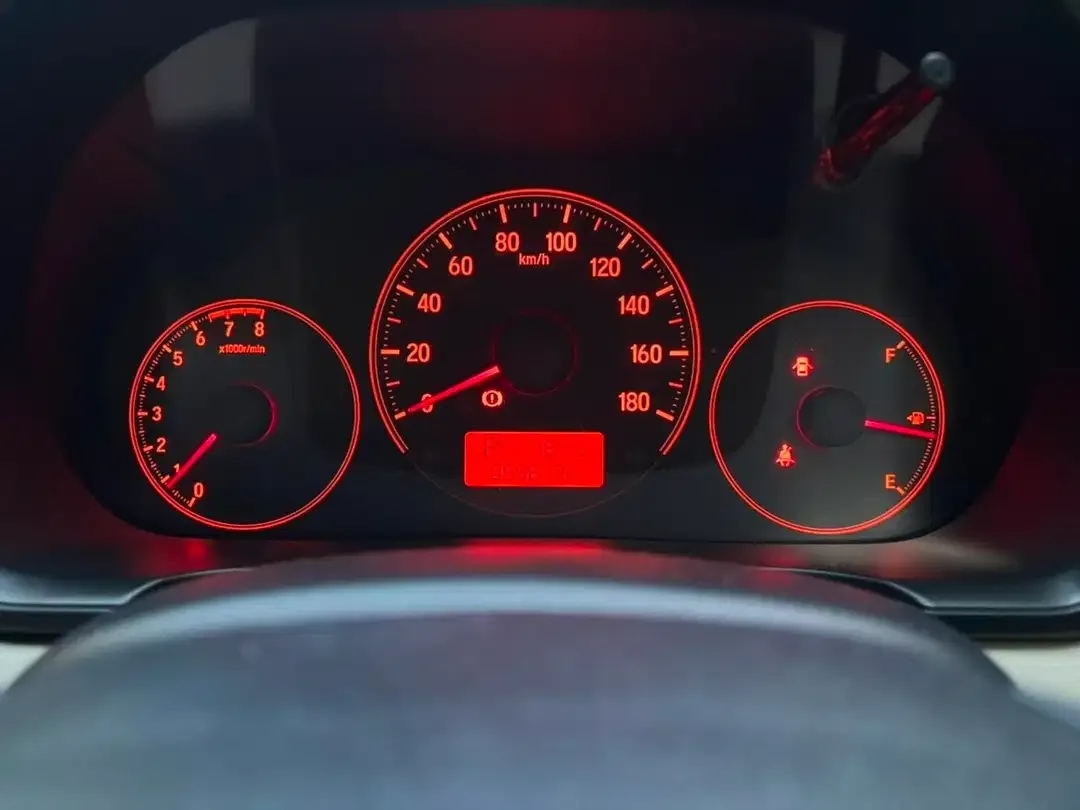 HONDA BRIO E SATYA 2018 - Image 7 of 10