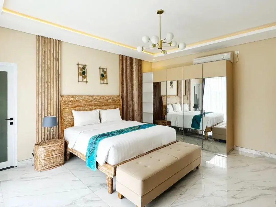 Leasehold - Luxury villa with breathtaking views of majestic mountains - Image 6 of 10