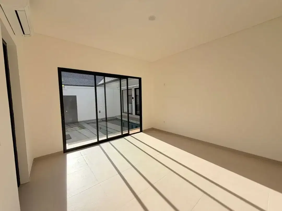 For Rent - 2 Bedroom Villa For Lease / Kerobokan - Image 3 of 9