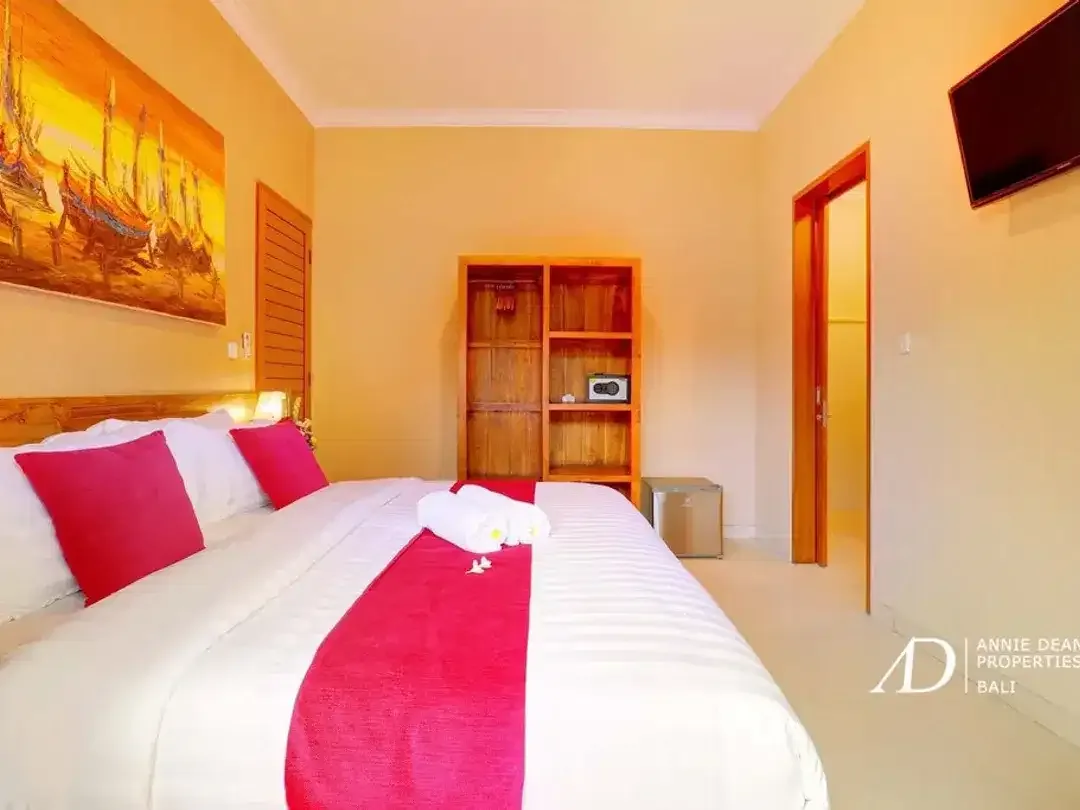 FREEHOLD | MODERN BALINESE-STYLE VILLA IN PETITENGET - Image 10 of 10