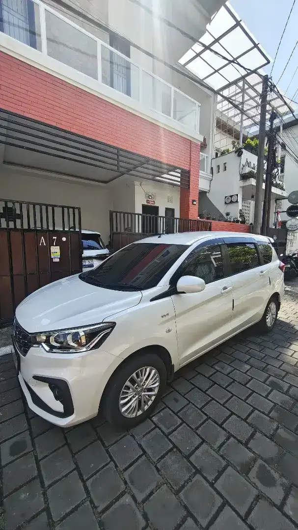 Ertiga 2024 AT Putih - Image 2 of 8