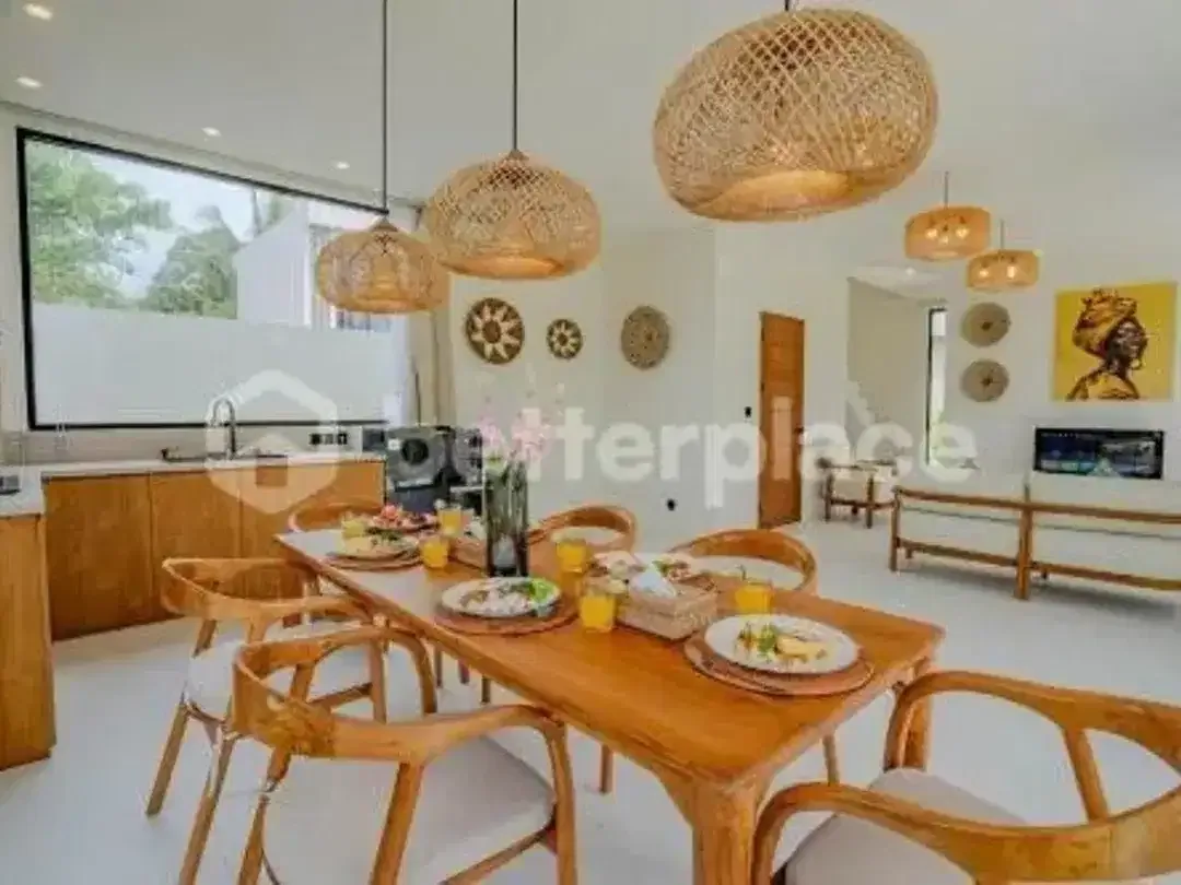 Income-Generating Ubud Gem – Stylish Fully Furnished 2-Bed Villa with High-Rated Booking Accounts, Dedicated Staff, and Seamless Ownership Transition - Image 5 of 10