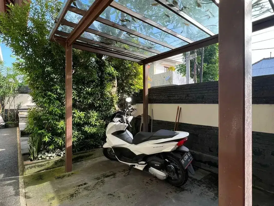 Luxury Villa 3 Kamar Tidur Tersedia Sewa Tahunan dan Long Lease Eksklusif untuk Keluarga dan Ekspatriat di Kawasan Favorit Sanur - Image 3 of 10
