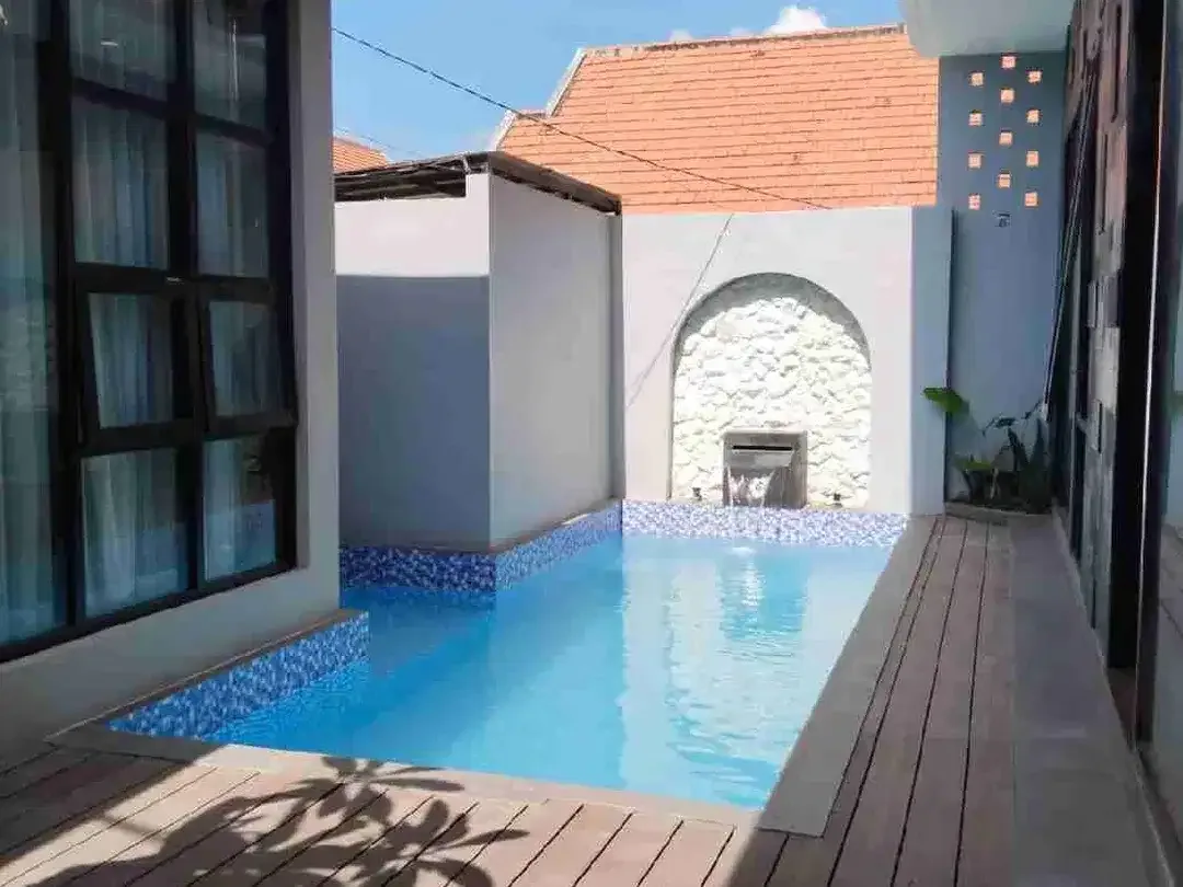 Luxurious Villa With One Gate System at Taman Griya Jimbaran Bali - Image 6 of 10