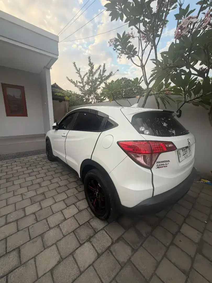 HR-V TYPE S 2016 MATIC - Image 2 of 6