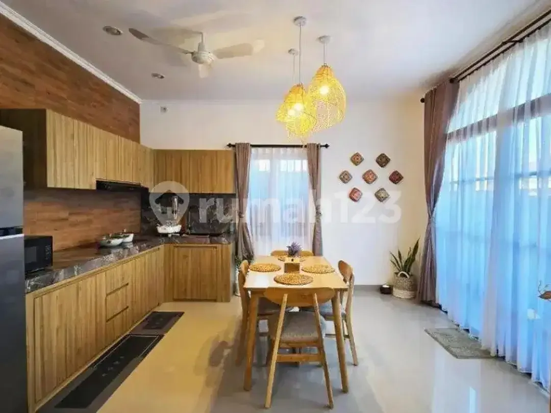 Dijual Rumah Semi Villa Area Jalan Taman Graha Taman Griya Bawah / Jimbaran Kuta Selatan - Bali - Image 4 of 10