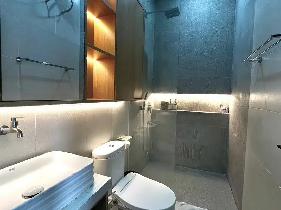 Villa Freehold 2 Kamar Tidur dengan Private Pool Dijual di Kerobokan - Image 8 of 8