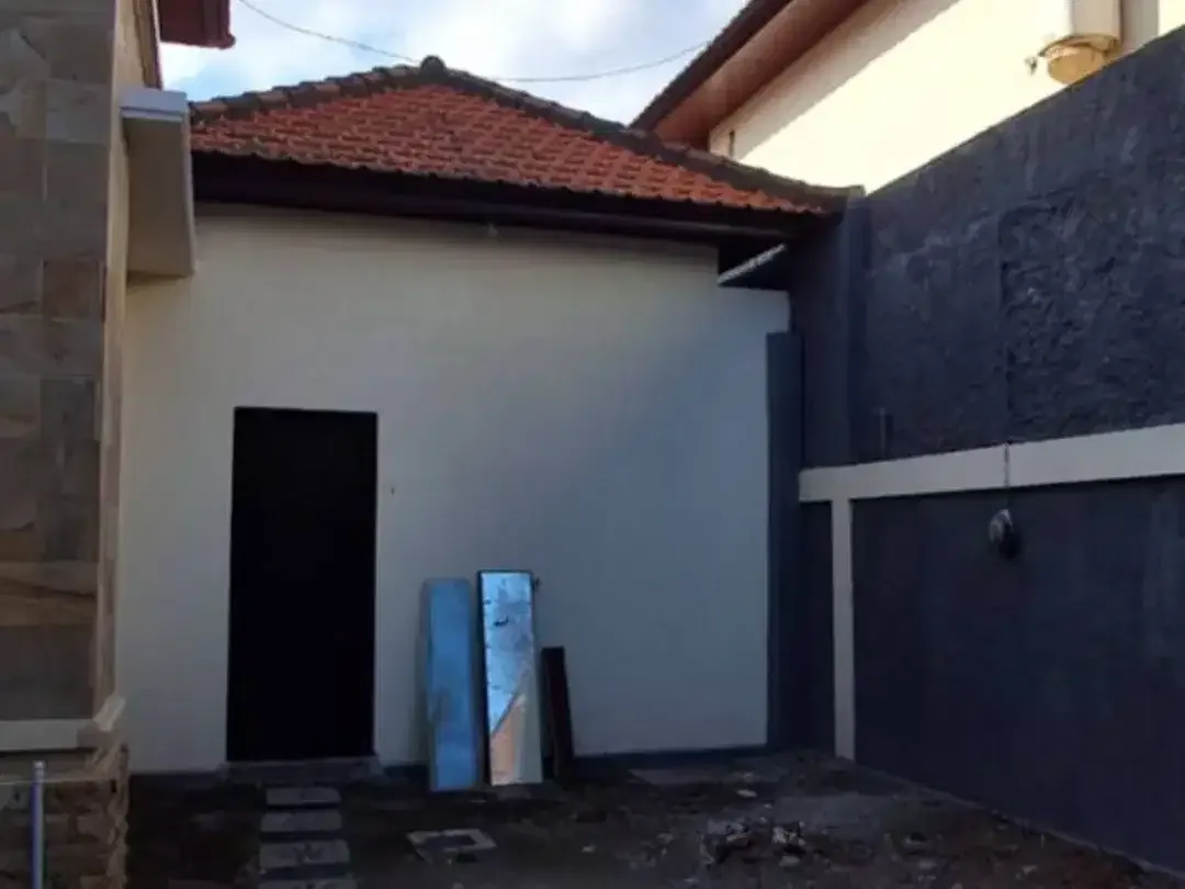 [Jual] Rumah Besar dan Luas Pusat Kota Denpasar - Image 8 of 10