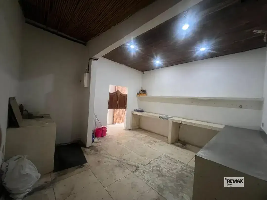 Prime Commercial Space For Rent In Padang Linjong, Canggu Area - Image 4 of 5