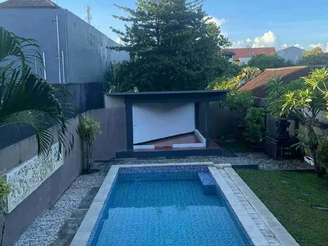 Disewakan Villa 4,5a di Jln Gunung Catur II Gatsu Barat Denpasar Bali - Image 3 of 10
