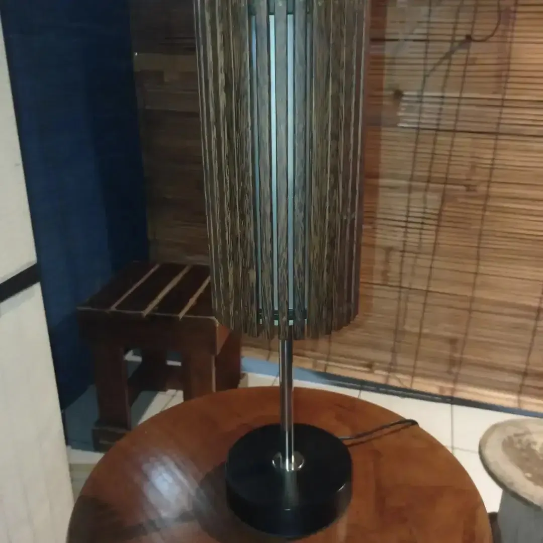 Lampu hias dan meja hias - Image 3 of 4