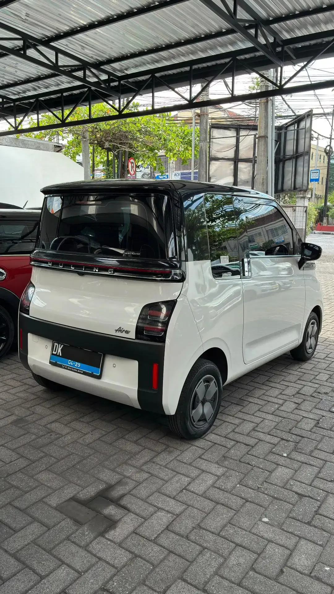 Wuling Air Ev 2023 putih - Image 4 of 10
