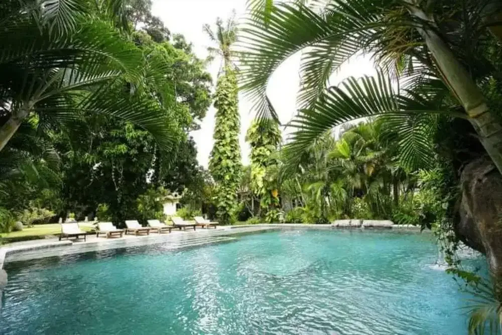 TANAH BONUS BANGUNAN VILLA LOKASI SEMINYAK - Image 2 of 4