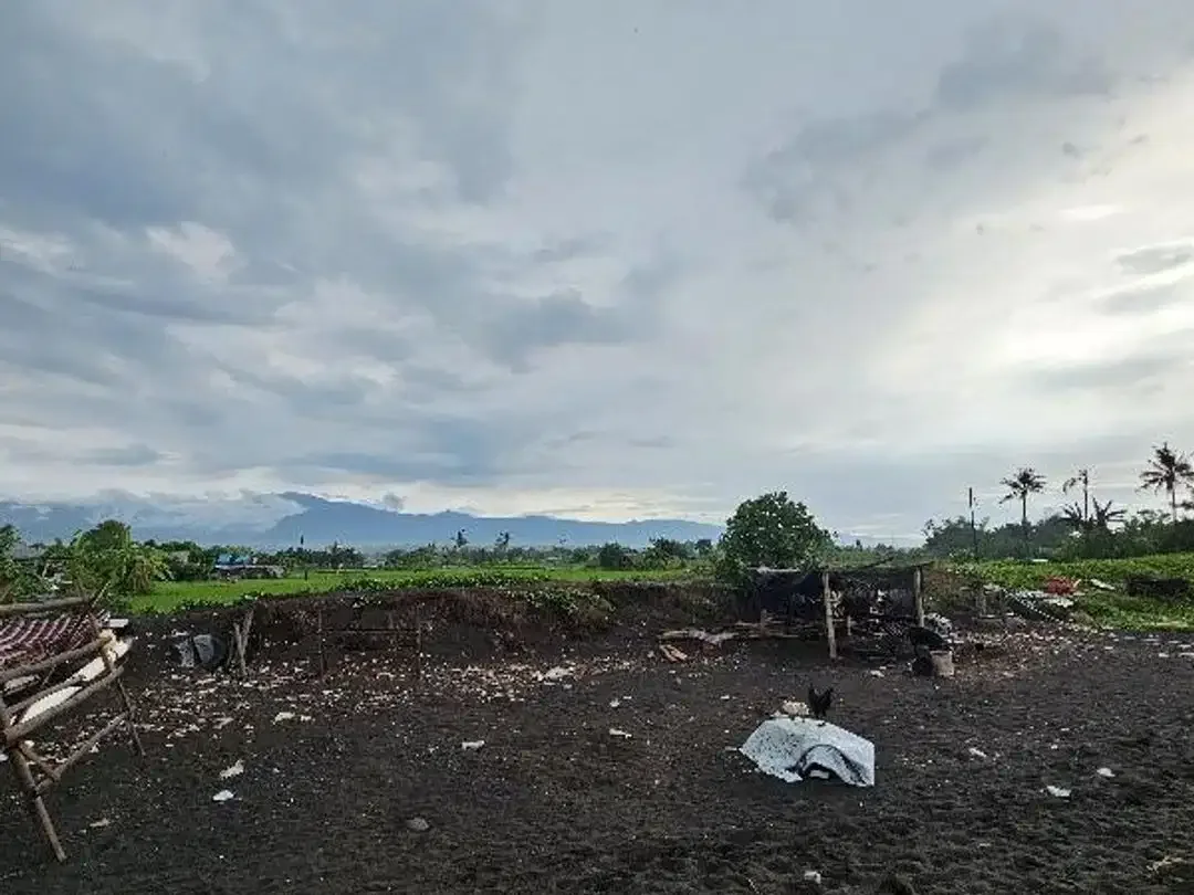 Land for sale beach front at north Bali - Image 5 of 10