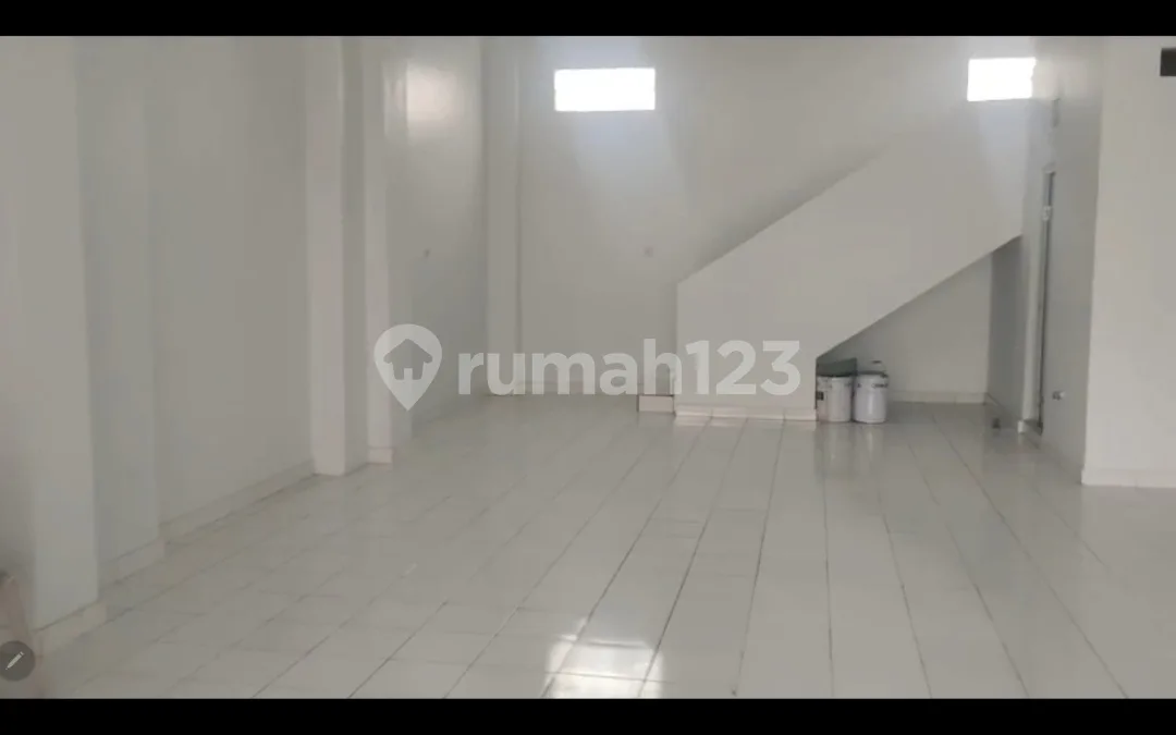 Ruko Di Dalung, Cocok Untuk Kantor, Resto. Ada Ruang Untuk Kamar. - Image 2 of 4