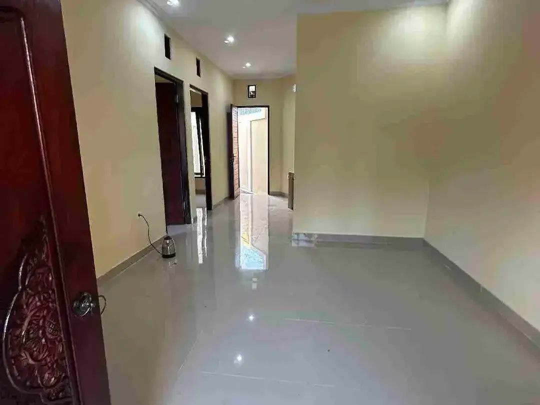 RUMAH BARU MINIMALIS LANTAI I DI ANGGUNGAN DEKAT PUSPEM DAN DEKAT RS MANGUSADA BADUNG - Image 7 of 10