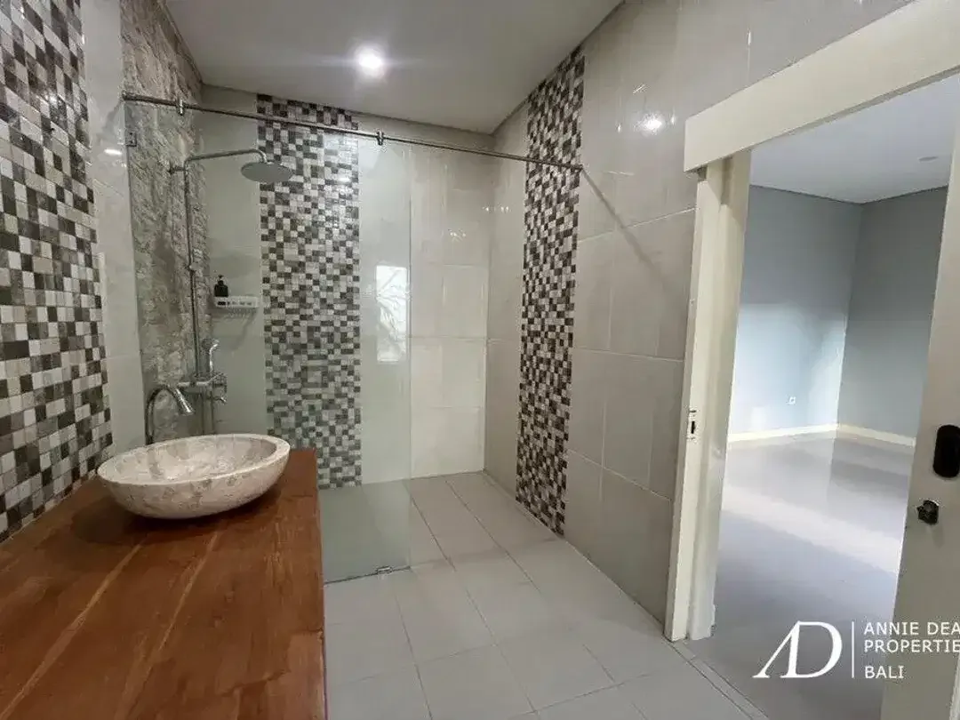 LEASEHOLD 25 YRS | 2-BEDROOM VILLA IN MERTANADI - SEMINYAK - Image 9 of 9