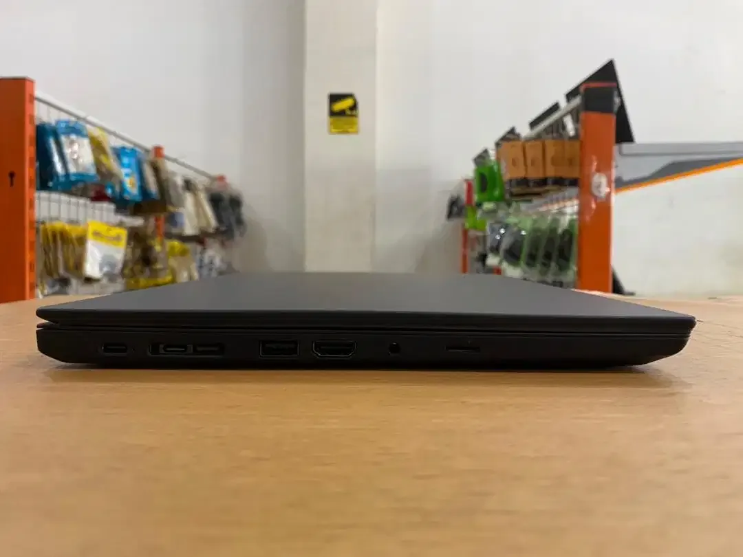 Lenovo ThinkPad T14 Intel Core i5Gen10, Ram 16GB, SSD 256GB Slim Mulus - Image 6 of 10
