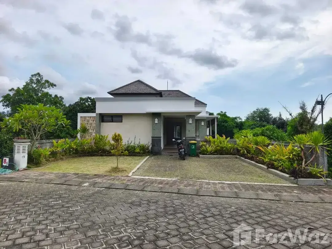 4 Bedroom House for sale in Denpasar Timur, Bali - Image 1 of 8