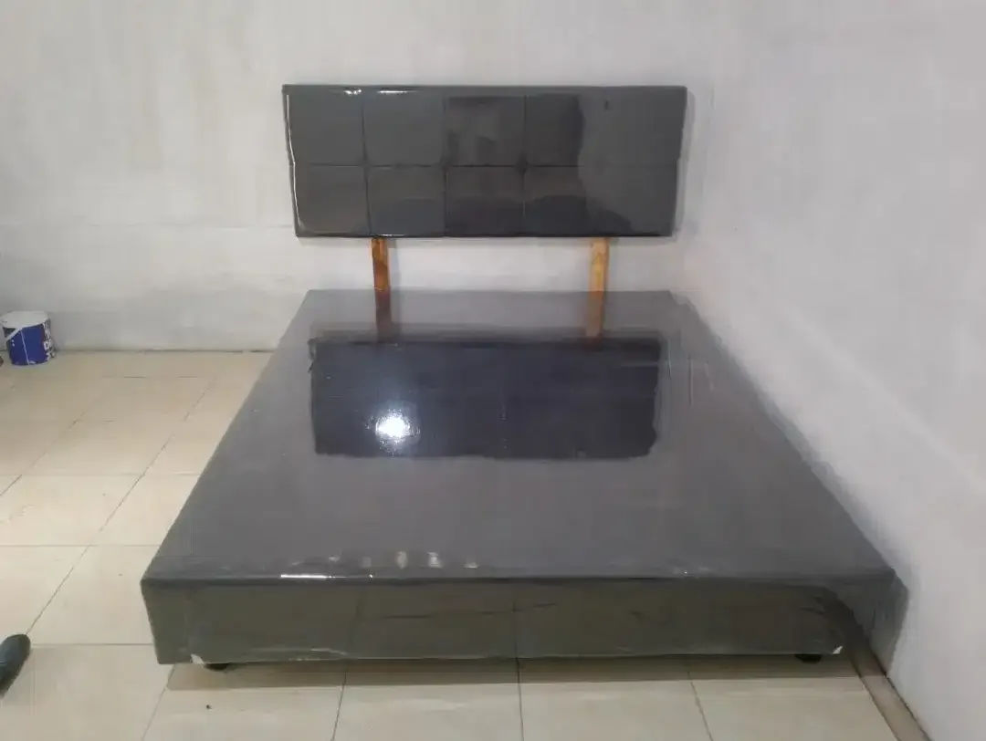 Dipan dan kasur - Image 2 of 4