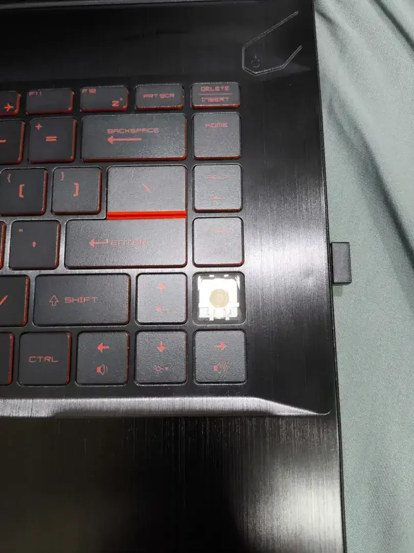 Laptop MSI Thin GF63-12VE | RTX4050 - I5 GEN 12 - 16/512 - Image 4 of 9