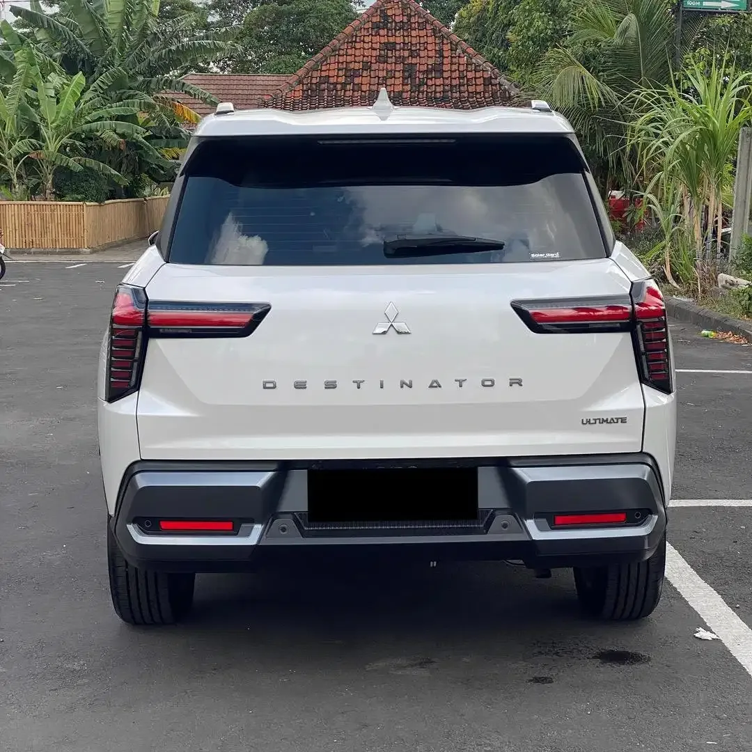 Mitsubishi Destinator Ultimate Premium 1.5 AT - 2025 - Image 5 of 10