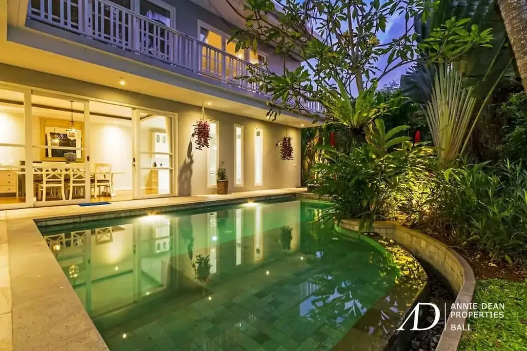 FREEHOLD | BEACHSIDE COLONIAL VILLAS IN PRIME BERAWA - Image 4 of 10