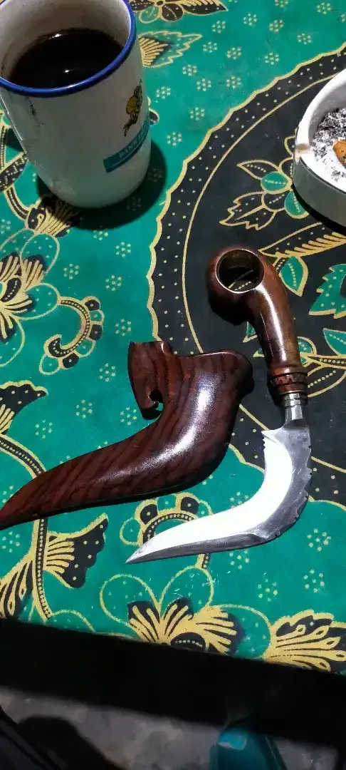 Karambit Minang sonokeling - Image 1 of 3