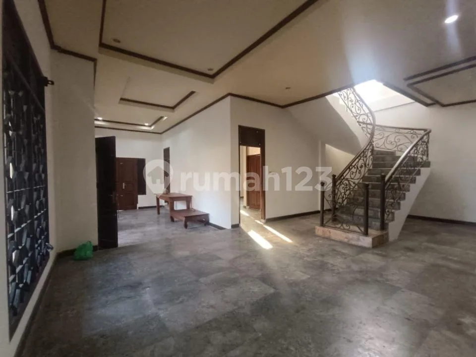 Rumah Super Besar dan Luas Renon Denpasar Bali - Image 3 of 4