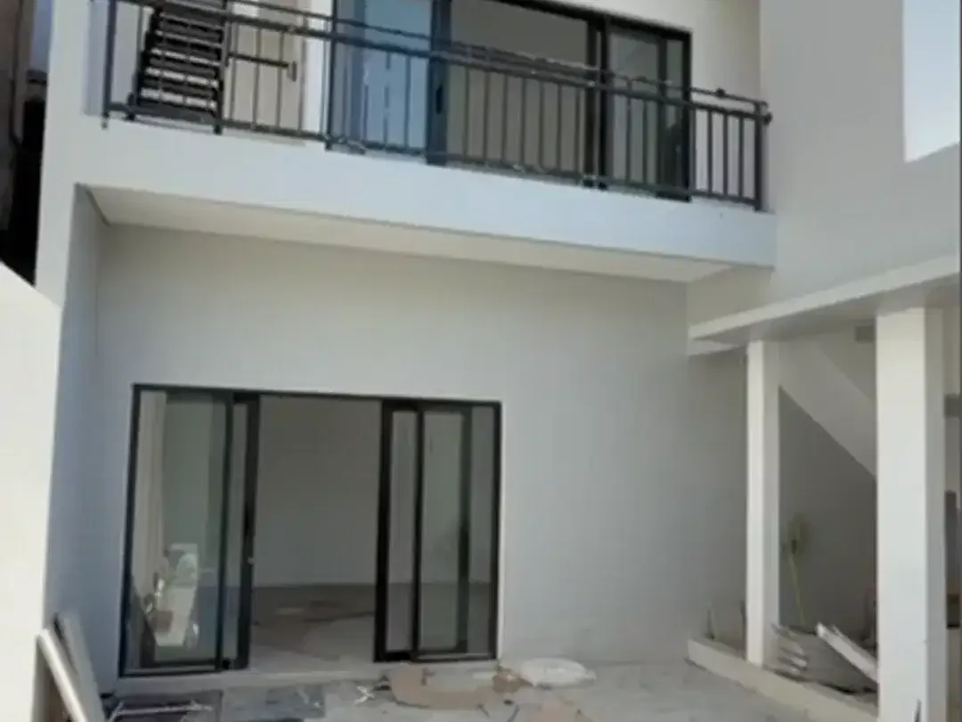 Rumah Konsep Villa + Rooftop Dijual di Jimbaran Dekat Goa Gong - Image 6 of 10