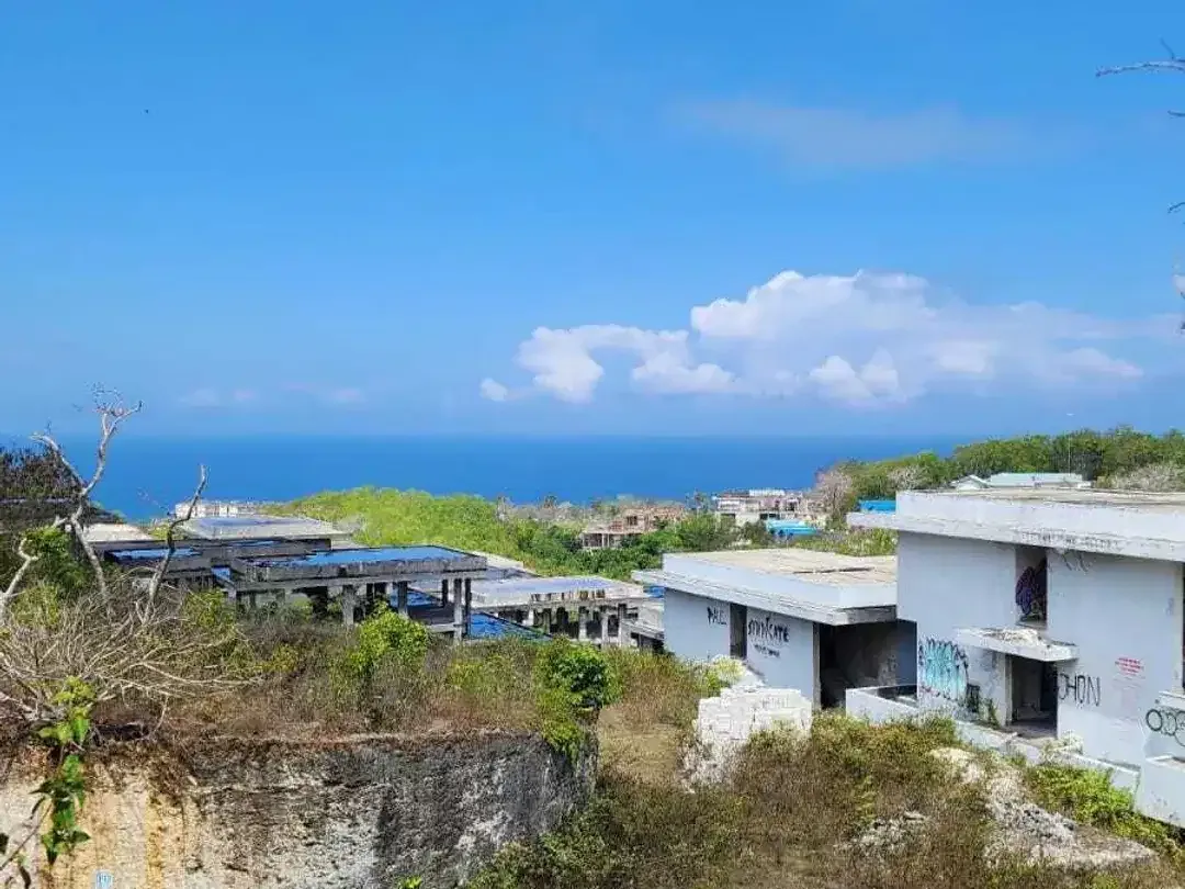 Turun Harga! Tanah Bonus Villa Mangkrak Ocean View di Belimbingsari Balangan - Image 2 of 10