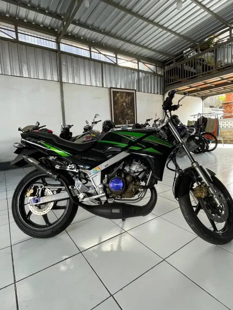 Ninja 2015 plat B - Image 1 of 1