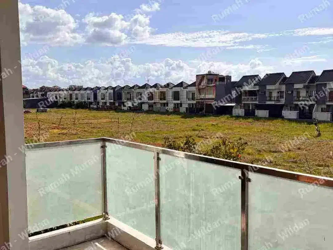 Dijual Rumah 2Lantai Siap Huni Di Jl Bypas ngurahrai Sanur - Image 4 of 8