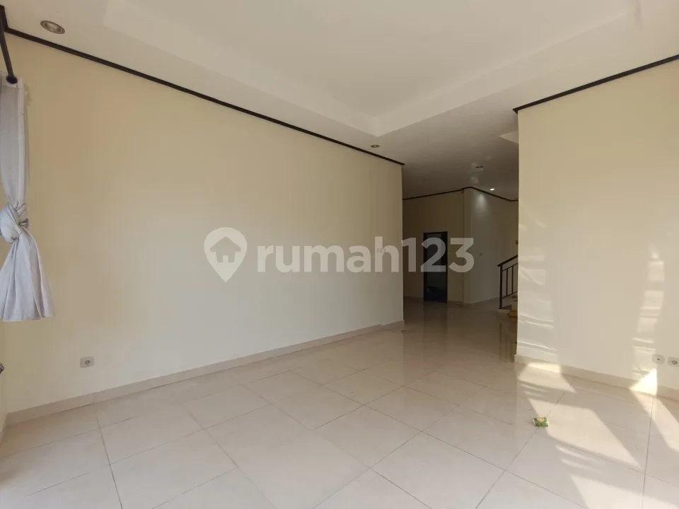 Rumah 2 Lantai Super Luas Siap Huni Renon Denapsar Bali - Image 4 of 4