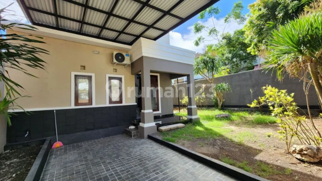 Modern House In Taman Mumbul Complex Nusa Dua Badung - Image 3 of 4
