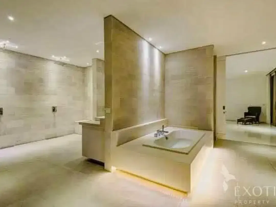 Spacious 2-Storey 3-Bedroom Villa on Generous 740 sqm Plot in Prime Uluwatu - Image 3 of 6