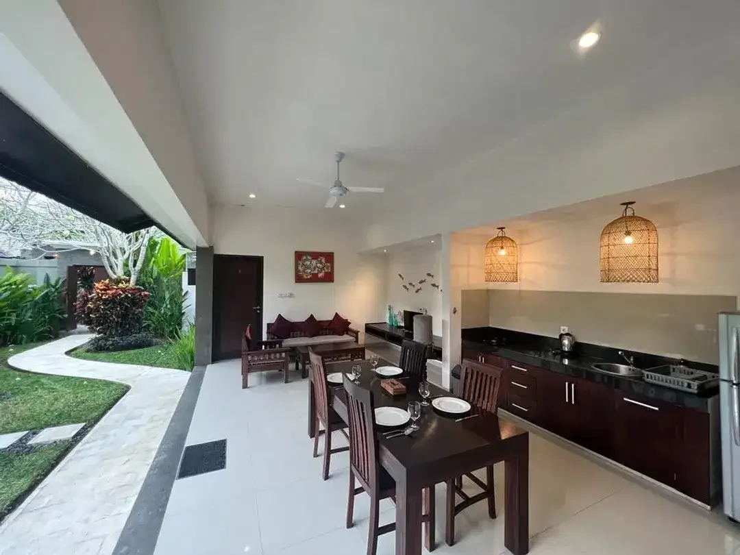 Disewakan 2 & 3 BR Villa Modern di dalam Kompleks Villa di Pecatu-Uluwatu. - Image 6 of 8