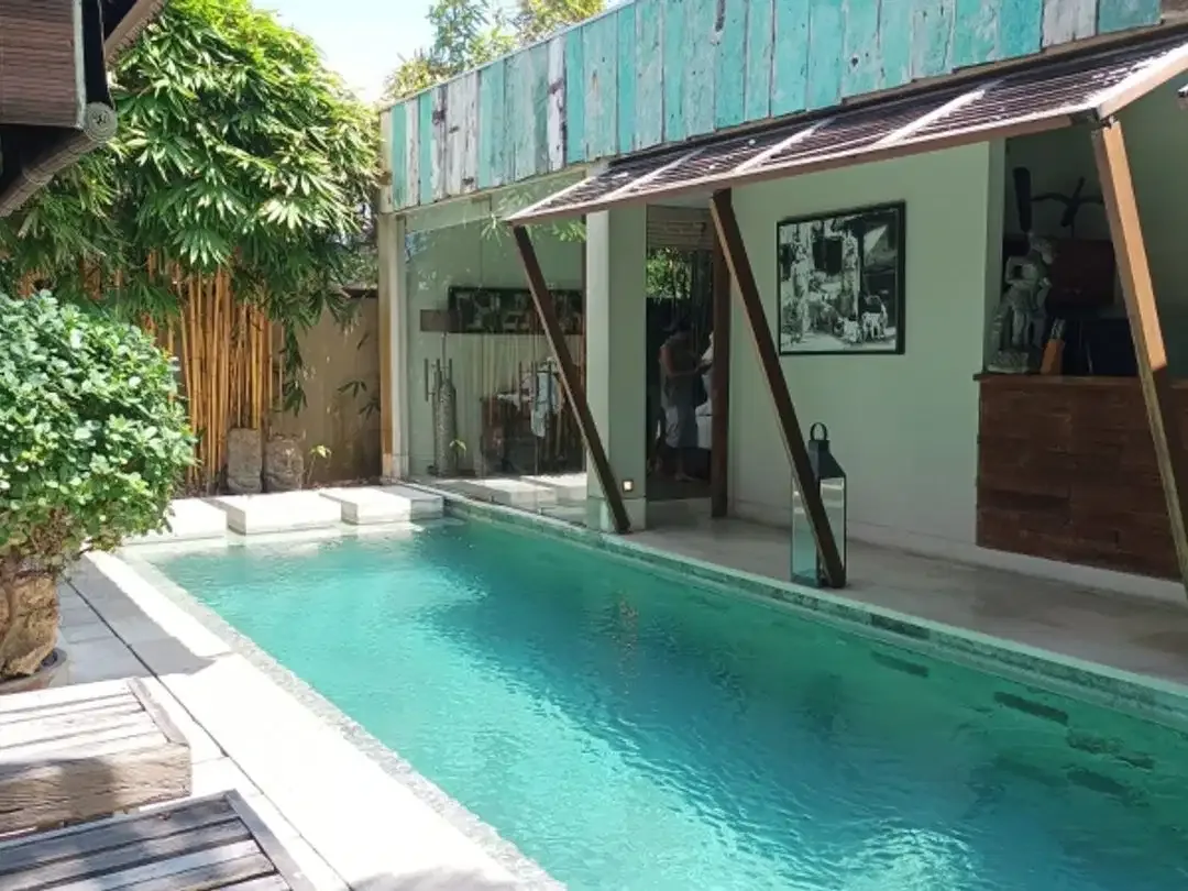 Villa & Toko Strategis Batu belig Kerobokan Kuta Utara Bali - Image 1 of 10