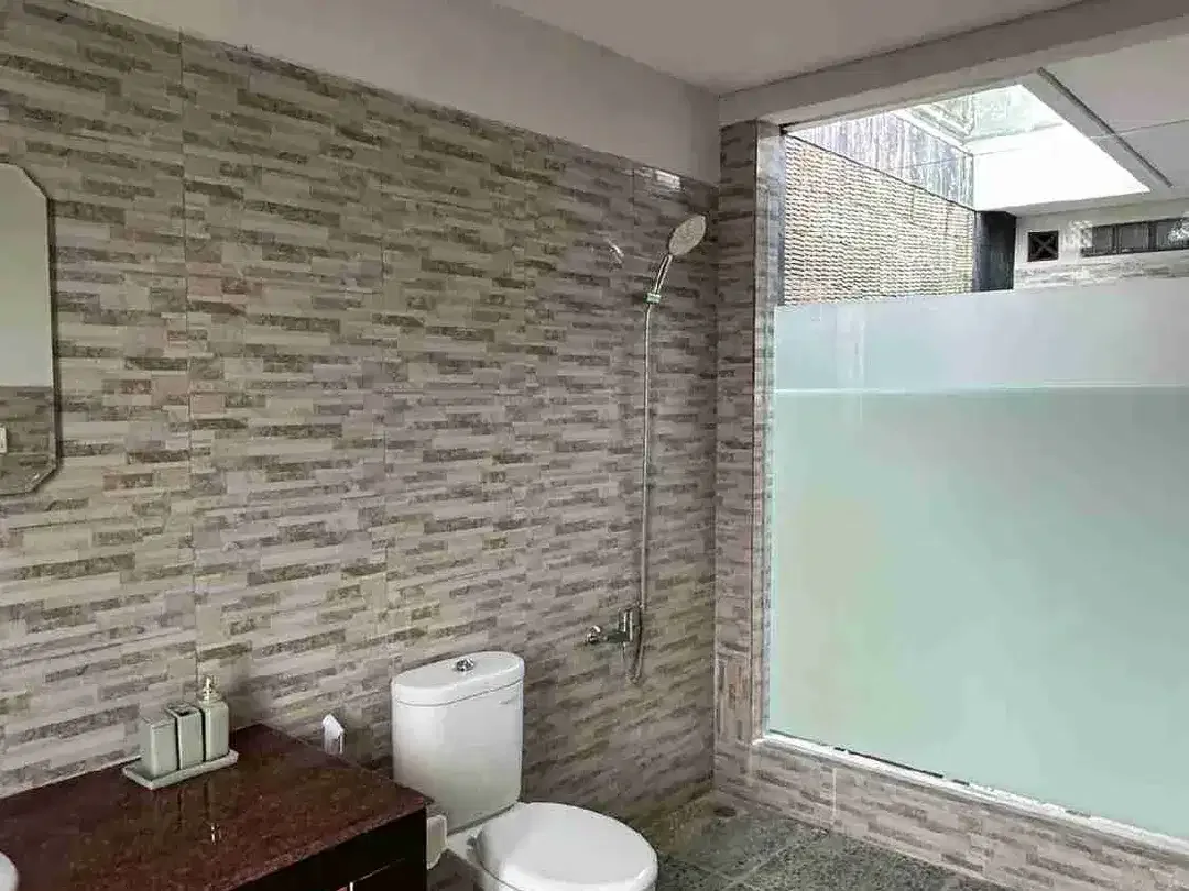 Disewakan Villa Fully Furnished Area Kerobokan - Image 6 of 10