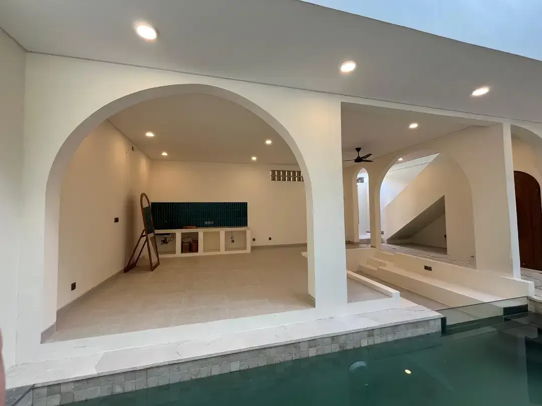 VILLA READY DESIGN SANTORINI AREA BEST CANGGU & BEST INVESTMENT - Image 2 of 10