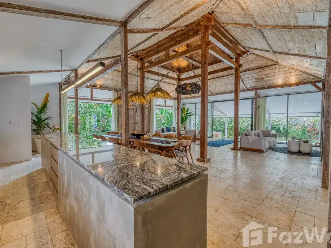 5 Bedroom Villa for sale in Pererenan, Bali - Image 3 of 10