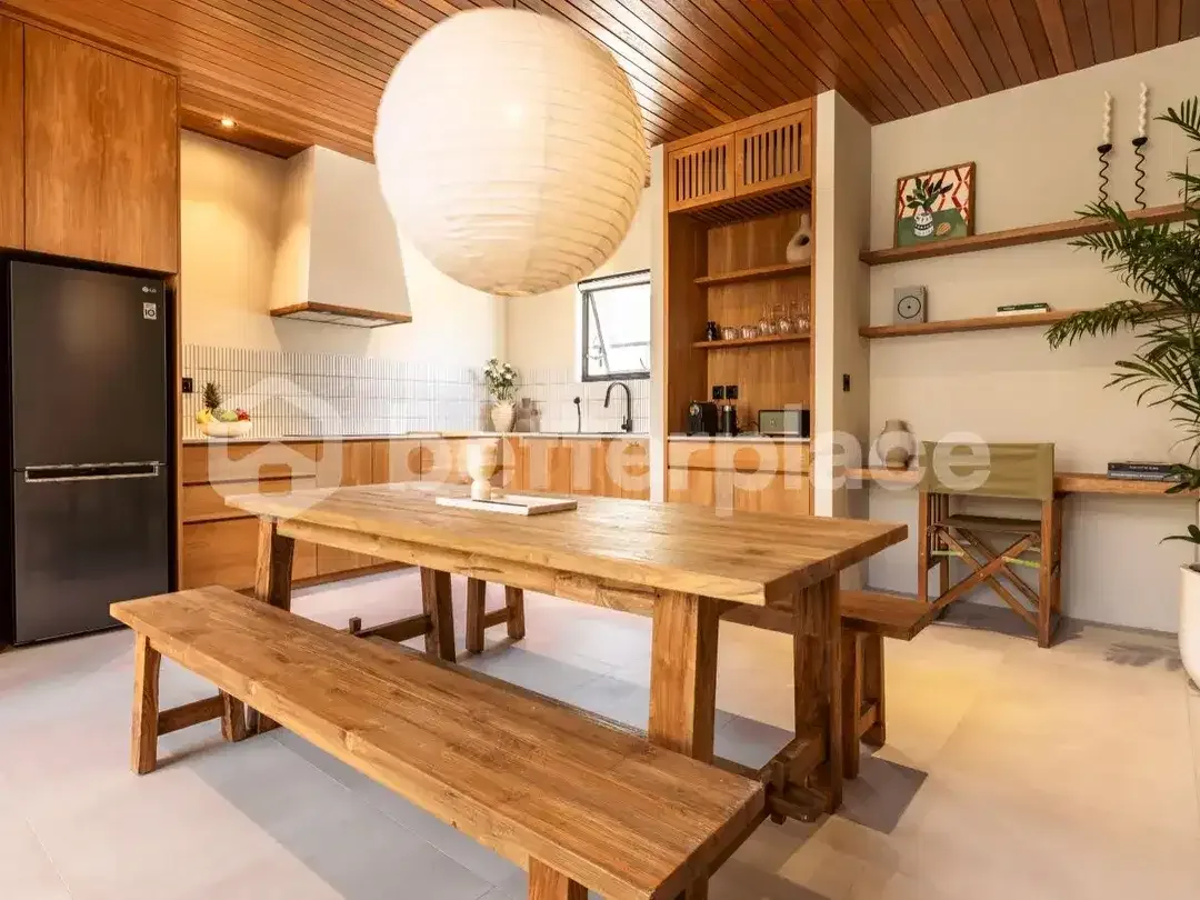 A Fully Licensed, Turnkey Retreat in the Heart of Seseh's, A Few Minutes to The Beach - Image 3 of 10