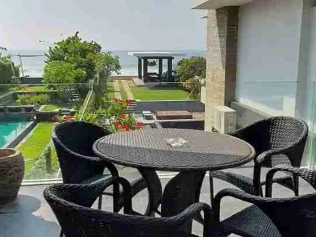 Luxury Villa Beachfront One Gate Keramas Beach - Image 4 of 10