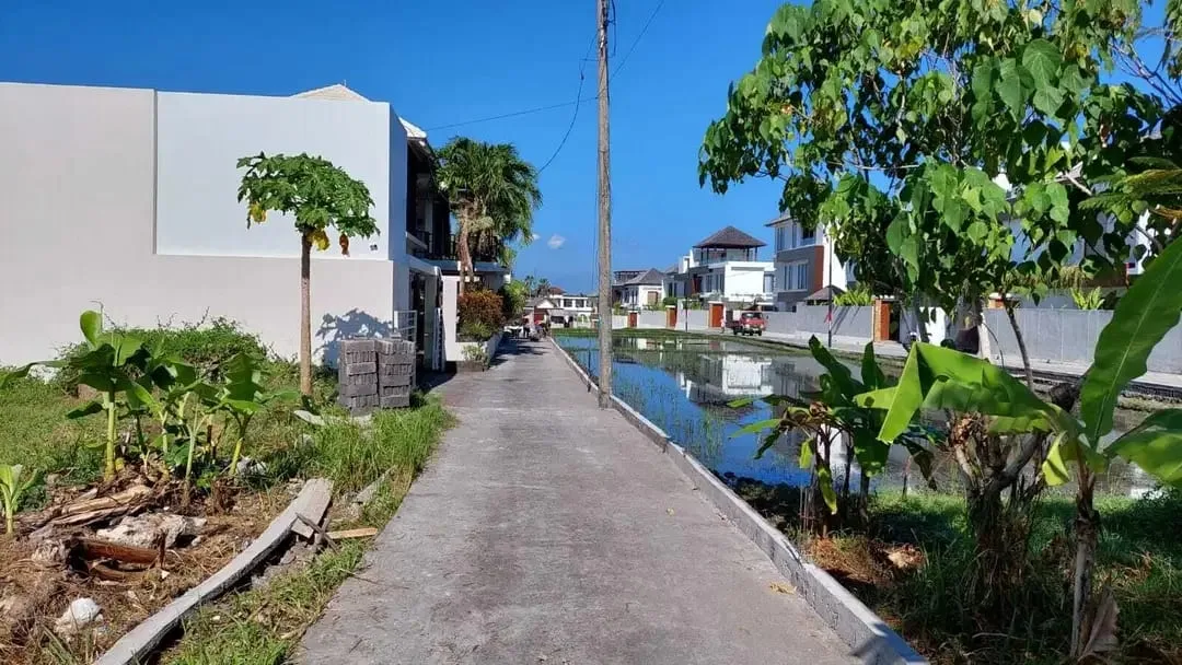 TANAH 200M DARI PANTAI CEMAGI CANGGU MILIK SENDIRI - Image 2 of 4