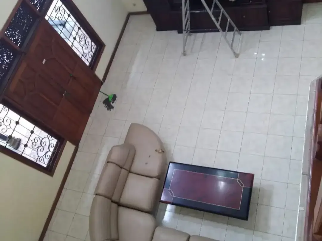 Disewakan Rumah 4 Kamar Tidur di Renon  - Denpasar Selatan - Image 5 of 7
