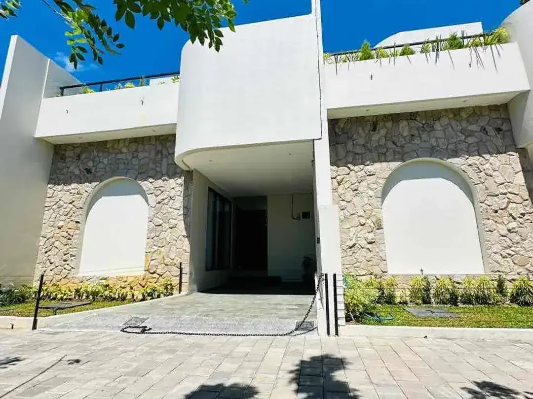 Villa Modern Santorini Goagong Ungasan - Image 3 of 10