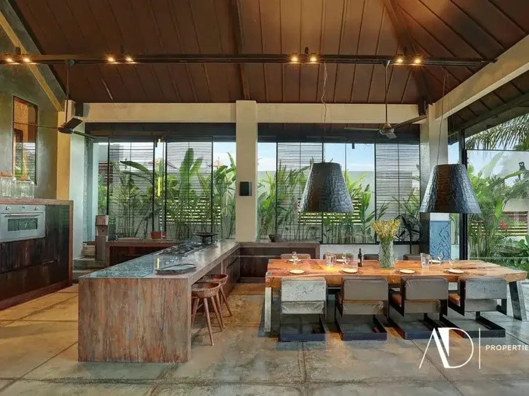 FREEHOLD | 4-BEDROOM VILLA IN PRIVATE COMPLEX - UMALAS, BALI - Image 9 of 10