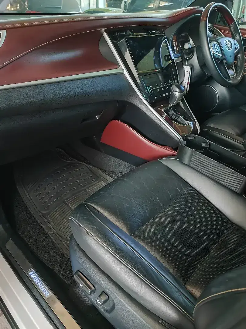 Toyota Harrier 2015 - Image 6 of 7