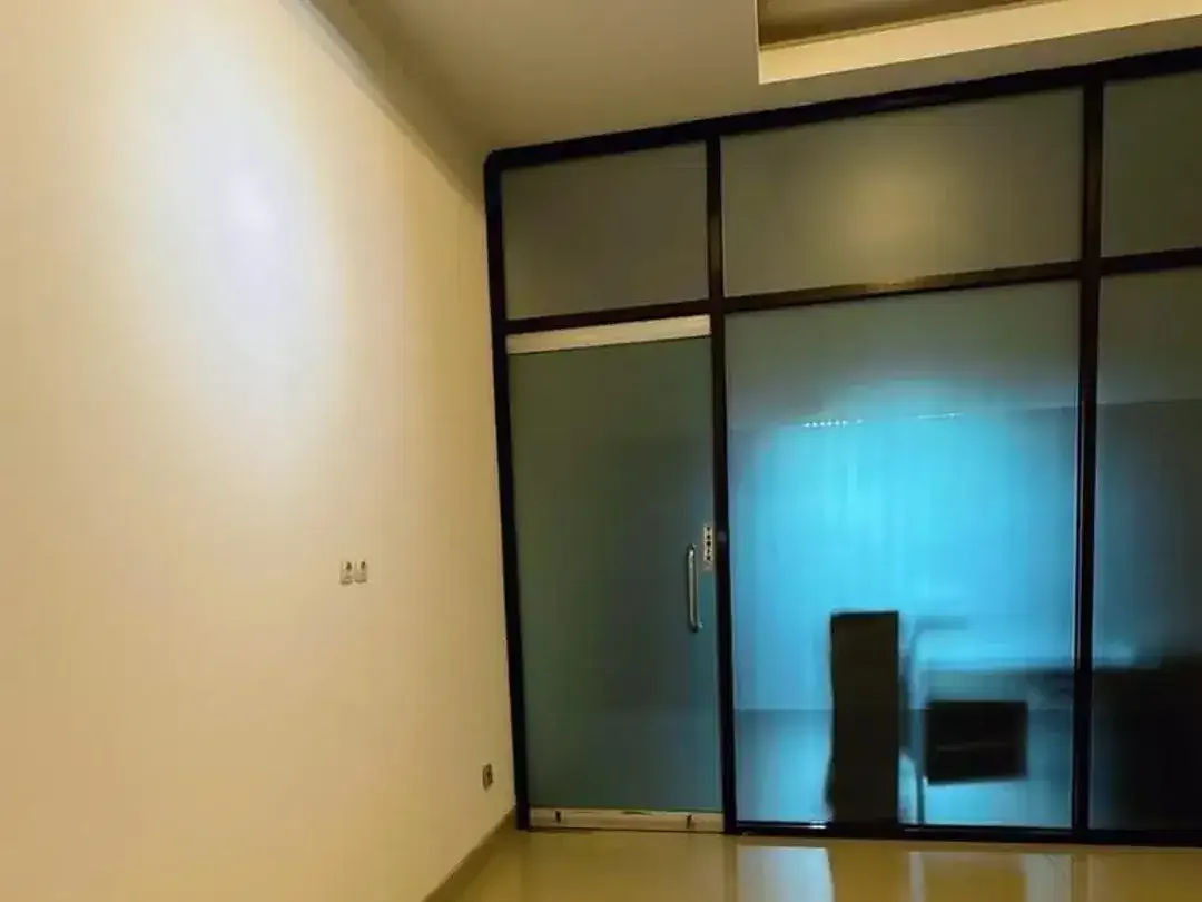 Ruko Lokasi ramai dan strategis, dijual di Renon. - Image 9 of 10