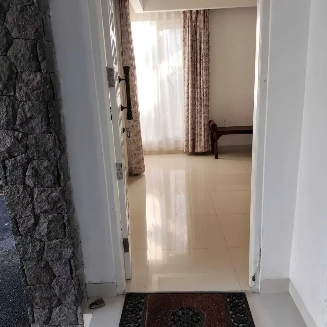 DIJUAL RUMAH FULLY FURNISHED DI MUMBUL NUSA DUA BALI - Image 2 of 10